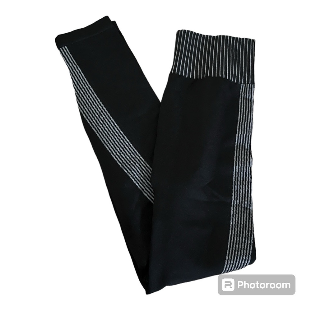 Black and grey seamless workout leggings set - Picture 4 of 4
